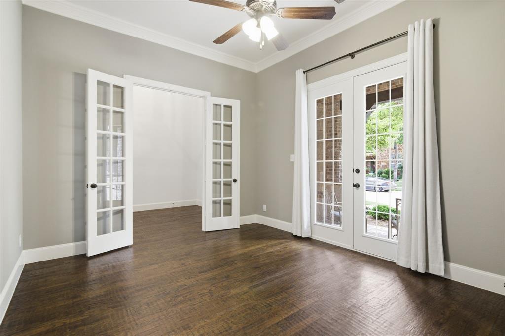 613 Joshua Road Lantana, TX 76226 - Photo 4 of 40