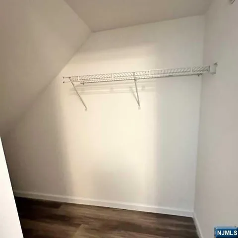 $2,350 | 290 3rd Street, Unit D1, Hackensack, NJ 07601