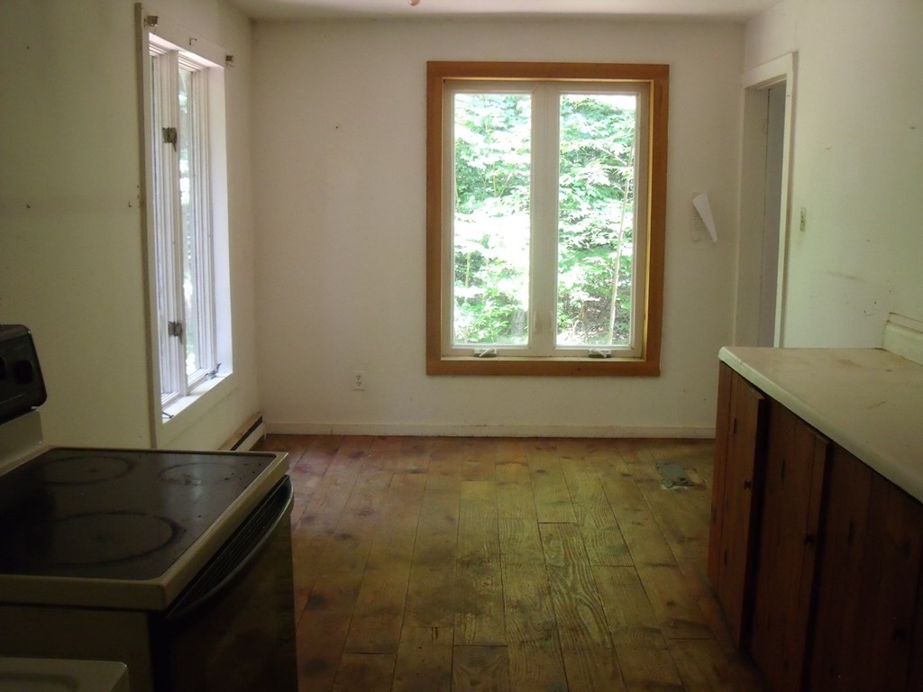 5 Valley View Road Williamsburg, MA 01096 - Photo 9 of 18 Gallery Image 9