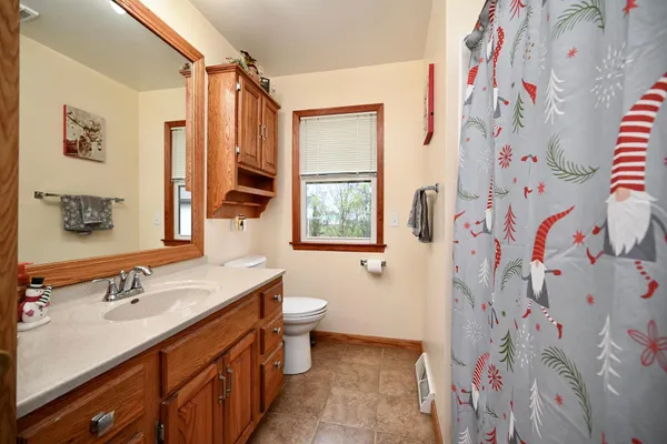 $325,000 | 812 6th Street West, Wabasha, MN 55981