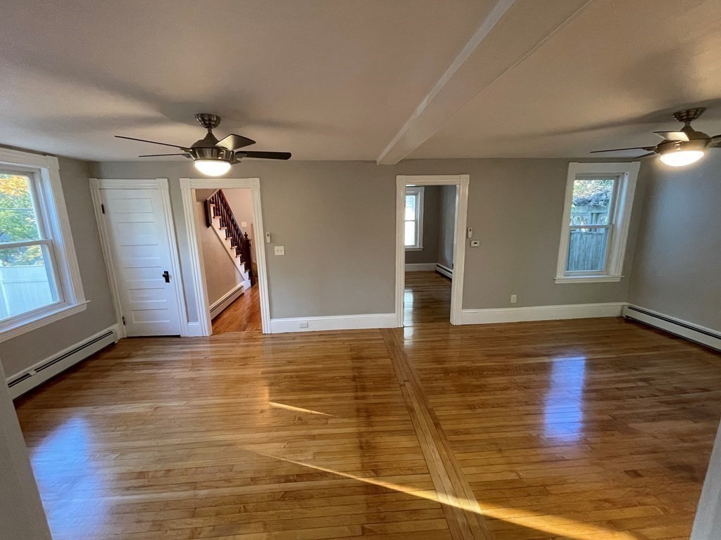 9 Fairfield Street Worcester, MA 01602 - Photo 11 of 39
