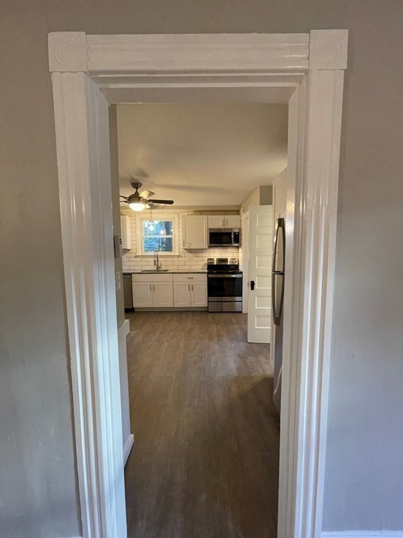 9 Fairfield Street Worcester, MA 01602 - Photo 14 of 39