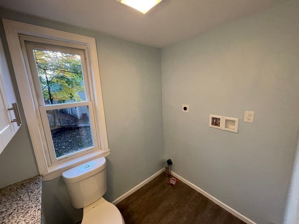 9 Fairfield Street Worcester, MA 01602 - Photo 20 of 39