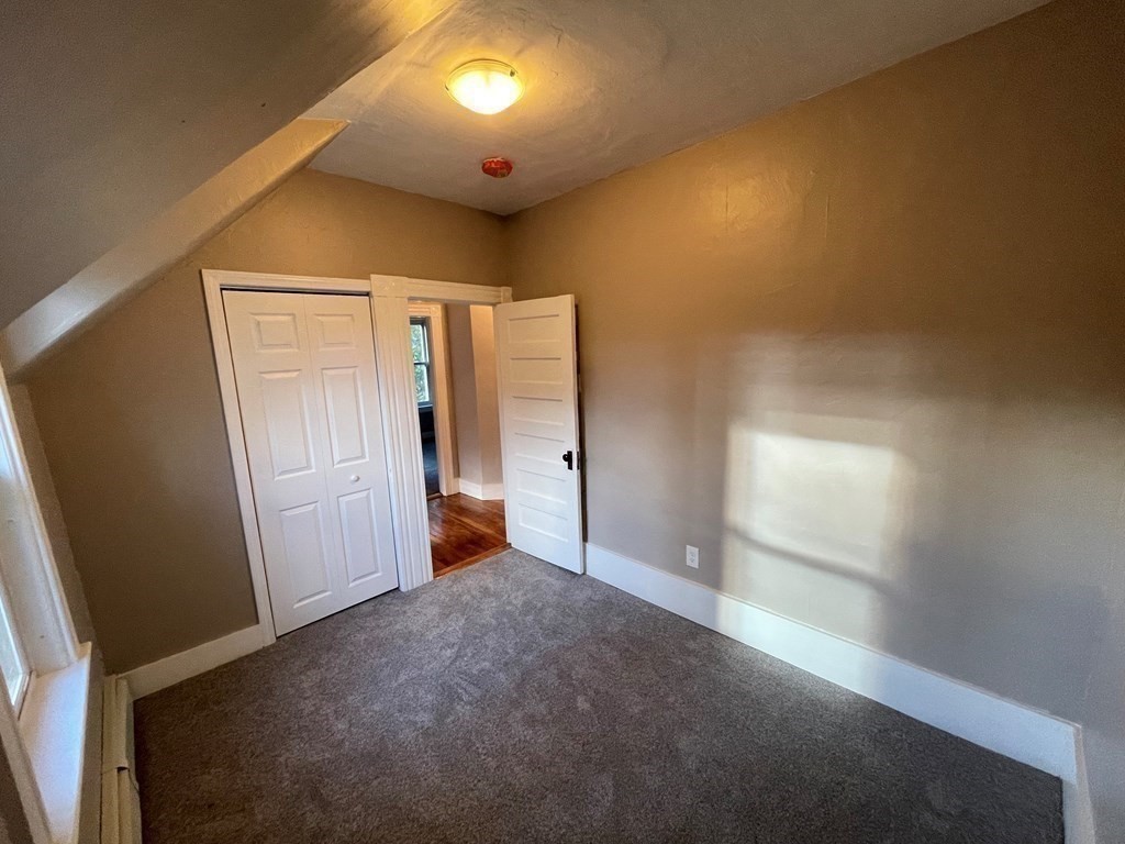 9 Fairfield Street Worcester, MA 01602 - Photo 27 of 39