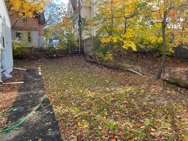 9 Fairfield Street Worcester, MA 01602 - Photo 33 of 39