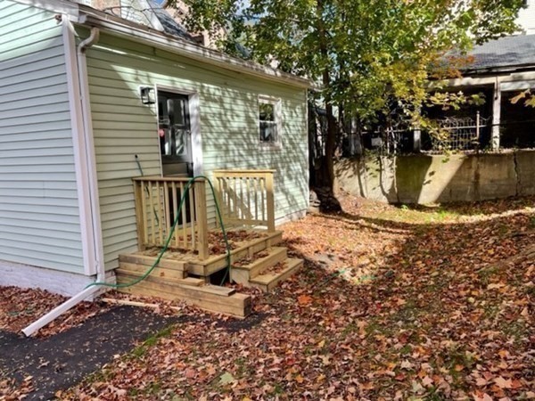 9 Fairfield Street Worcester, MA 01602 - Photo 35 of 39
