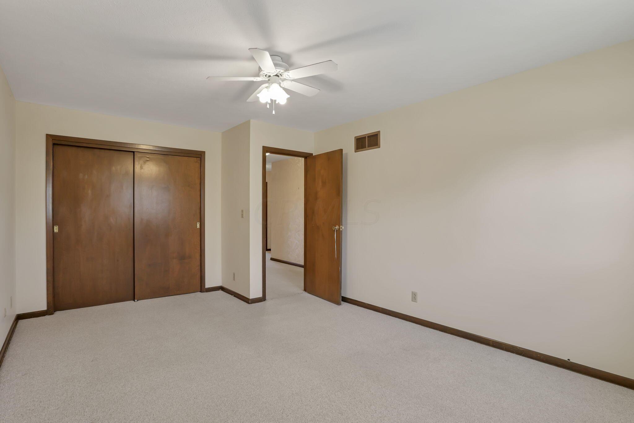 743 Strawberry Hill Road West Columbus, OH 43213 - Photo 32 of 54 35-web-or-mls-IMG_5527