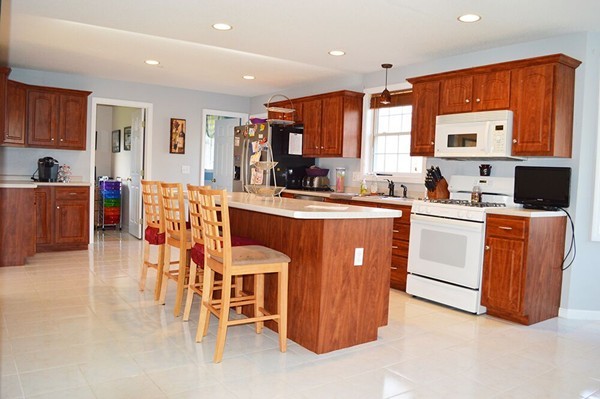 14 Ruth Circle Haverhill, MA 01832 - Photo 10 of 20 Gallery Image 10