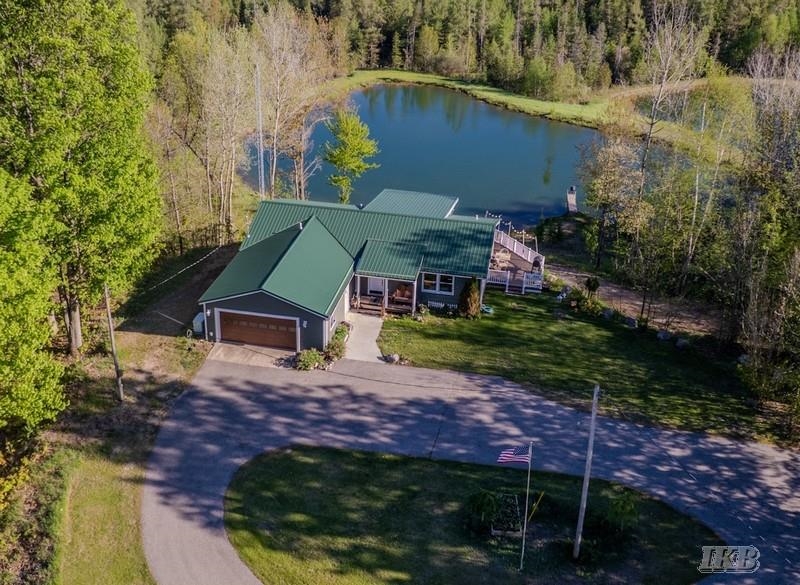 8818 Arnold Lake Road Harrison, MI 48625 - Photo 4 of 57