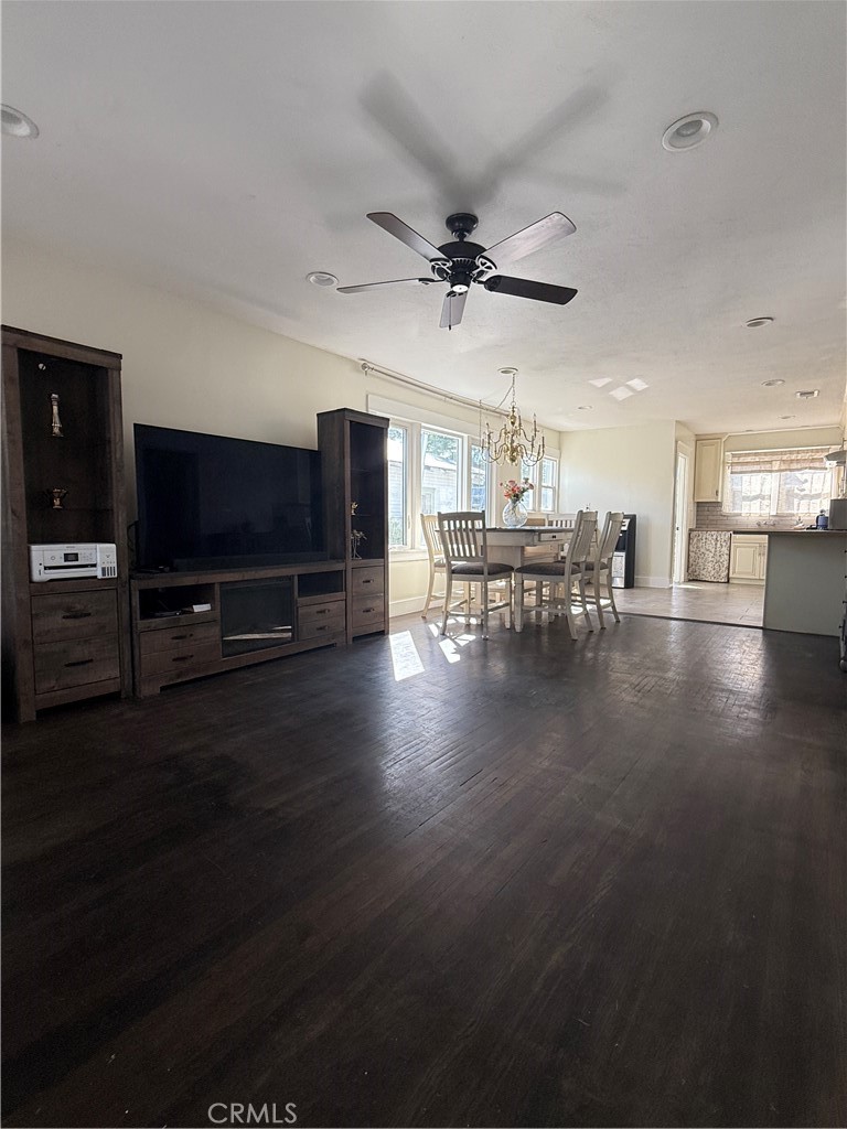 1183 Wisconsin Street Pomona, CA 91768 - Photo 5 of 26