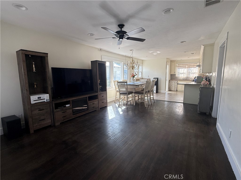 1183 Wisconsin Street Pomona, CA 91768 - Photo 6 of 26