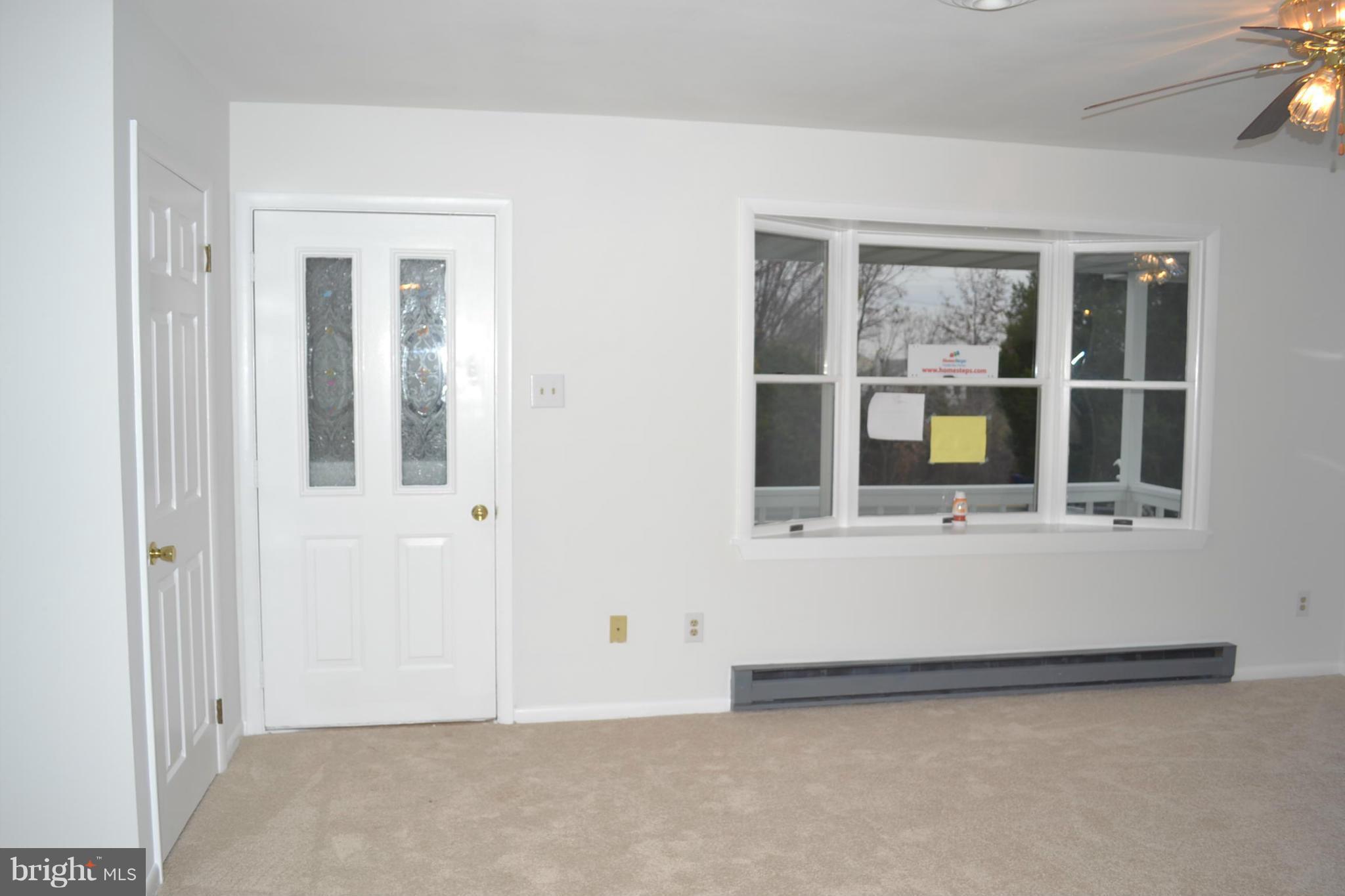 1839 Blue Ball Road Elkton, MD 21921 - Photo 6 of 19 Living Room