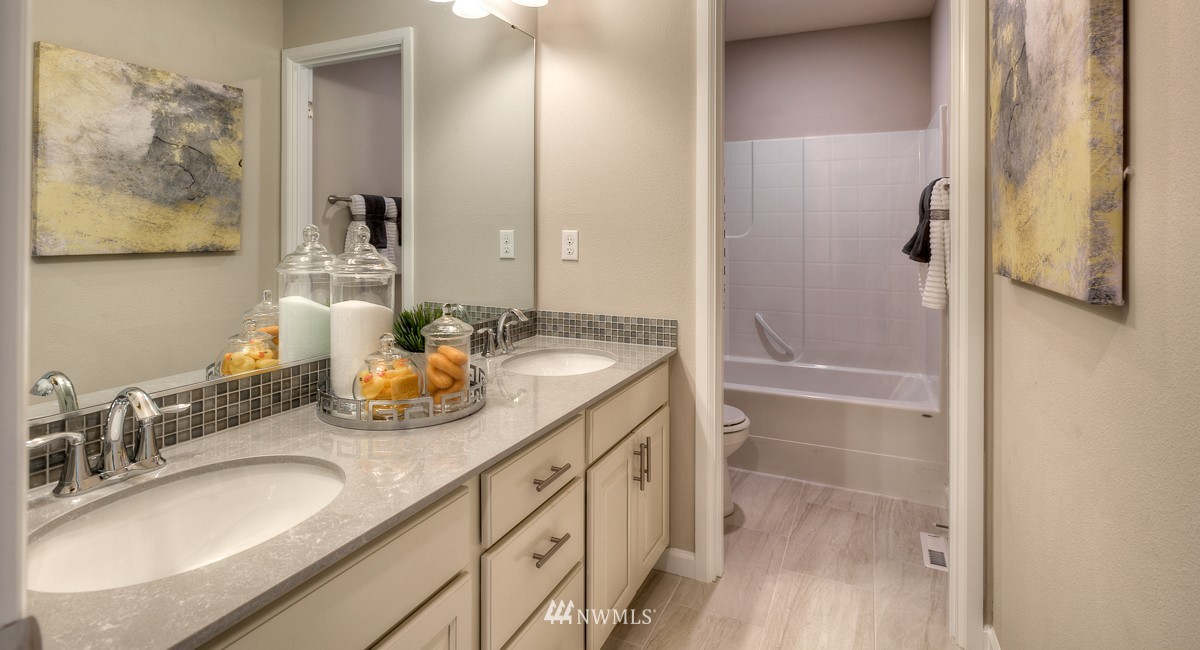 21205 42nd Avenue Southeast, Unit 1 Bothell, WA 98021 - Photo 22 of 25 Gallery Image 22