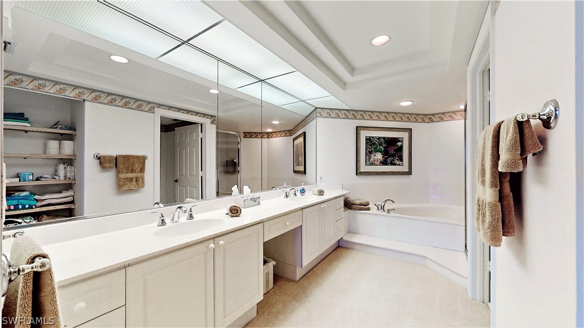 2661 Wulfert Road, Unit 4 Sanibel, FL 33957 - Photo 10 of 16 Gallery Image 10