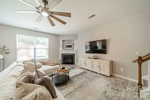 $400,000 | 12922 Rothe House Road, Charlotte, NC 28273