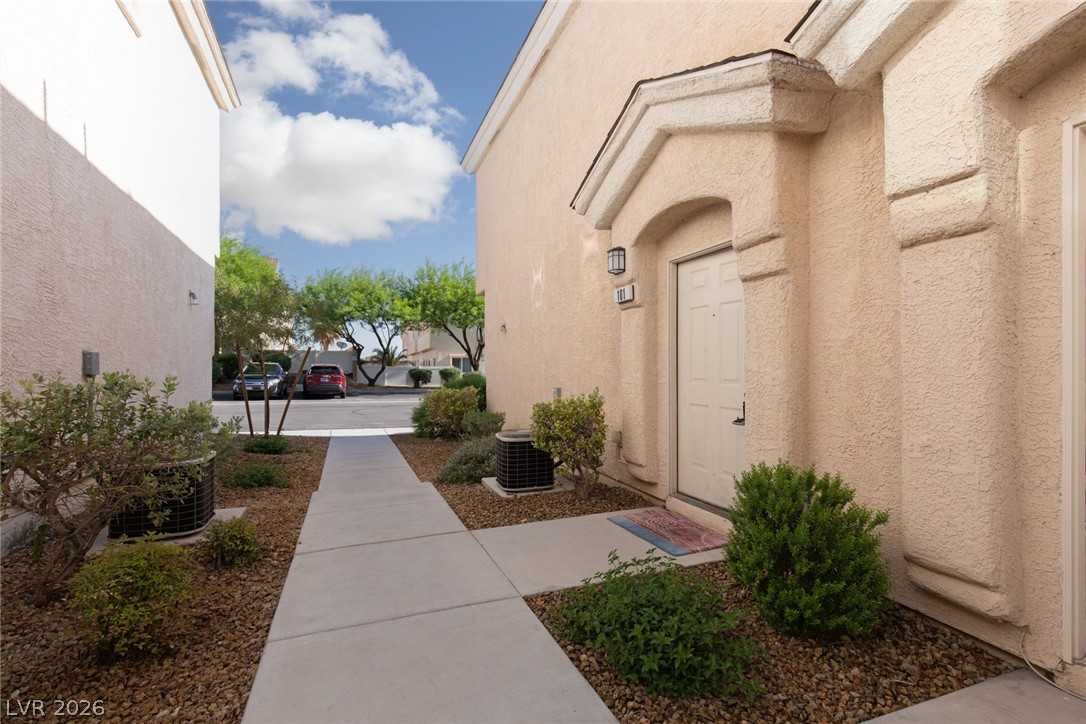 8707 Roping Rodeo Avenue, Unit 101 Las Vegas, NV 89178 - Photo 2 of 29