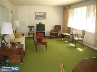 205 Woodcrest Road West Chester, PA 19382 - Photo 2 of 6 Living Room
