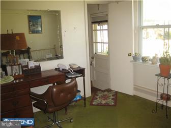 205 Woodcrest Road West Chester, PA 19382 - Photo 5 of 6 Office / Study