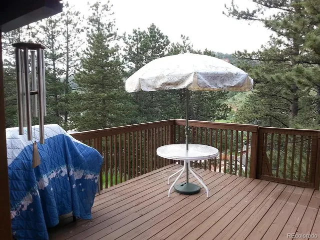 a view of deck and patio