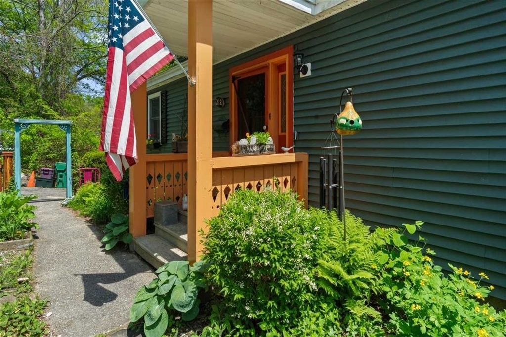 212 Grove Street Clinton, MA 01510 - Photo 2 of 30