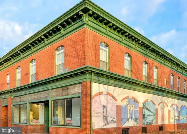 $1,650 | 43 Main Street, Unit 2B, Roebling, NJ 08554