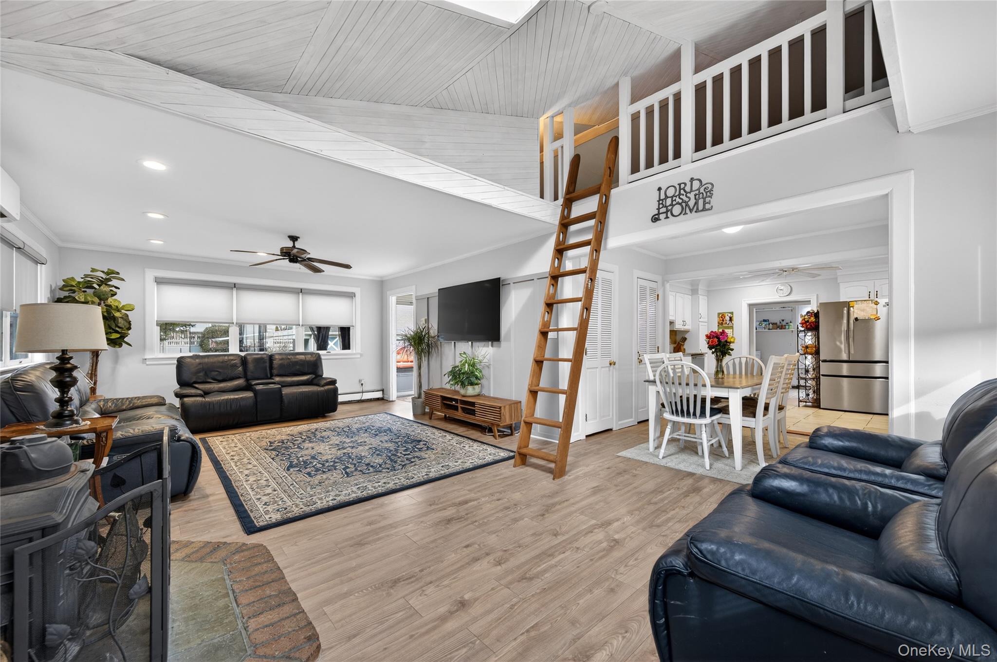 46 Monell Avenue Islip, NY 11751 - Photo 15 of 46