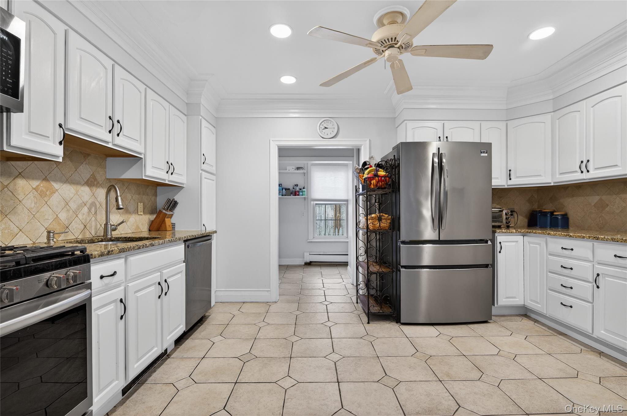 46 Monell Avenue Islip, NY 11751 - Photo 28 of 46