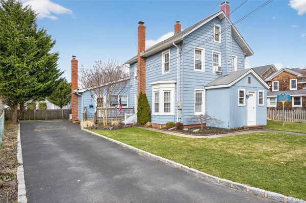 $765,000 | 46 Monell Avenue, Islip, NY 11751