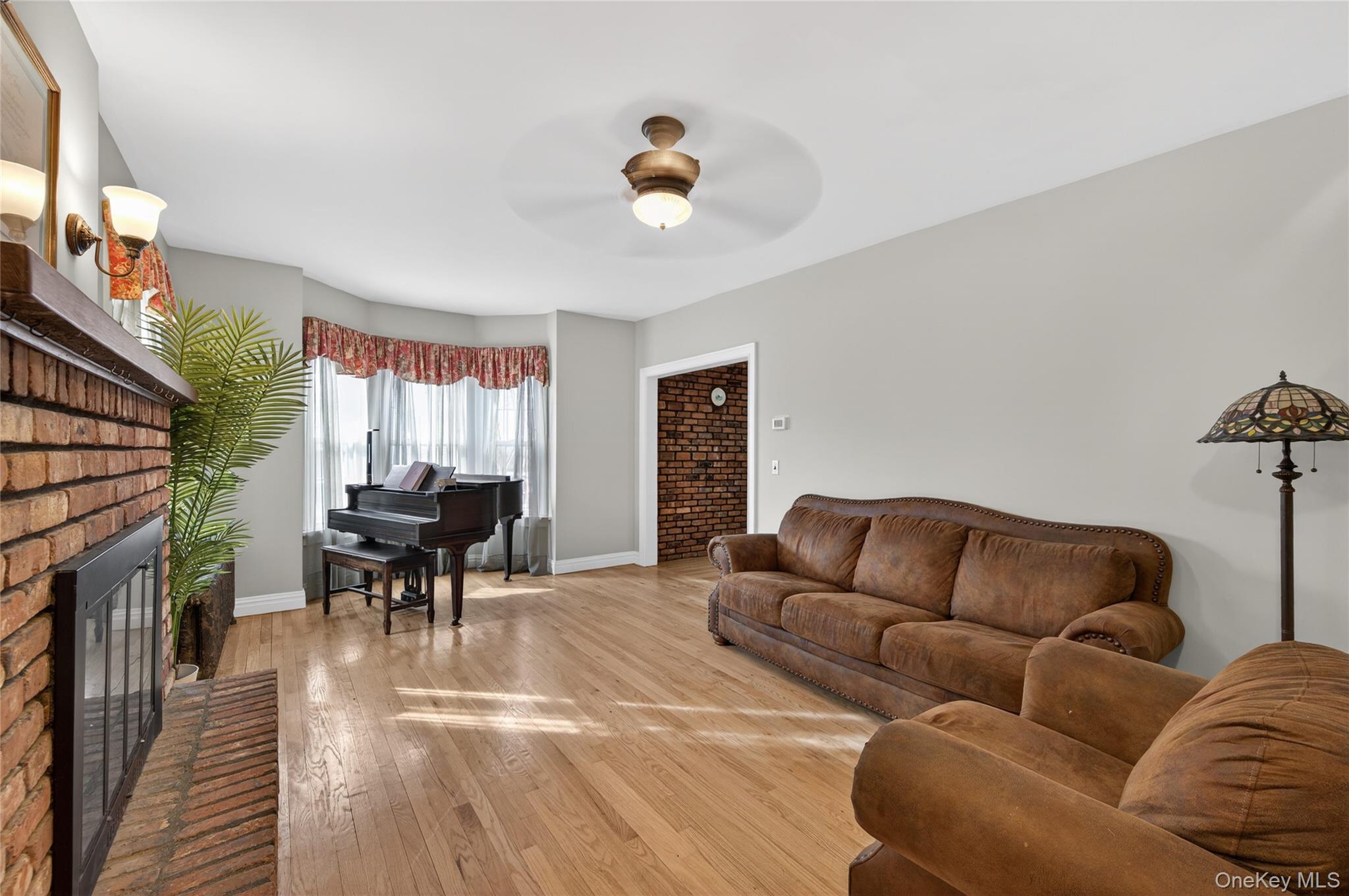 46 Monell Avenue Islip, NY 11751 - Photo 8 of 46