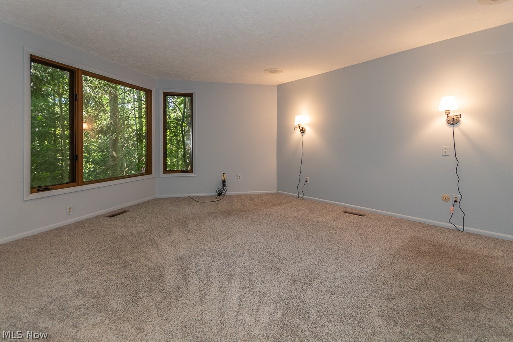13530 Heath Road Novelty, OH 44072 - Photo 13 of 35 Gallery Image 13
