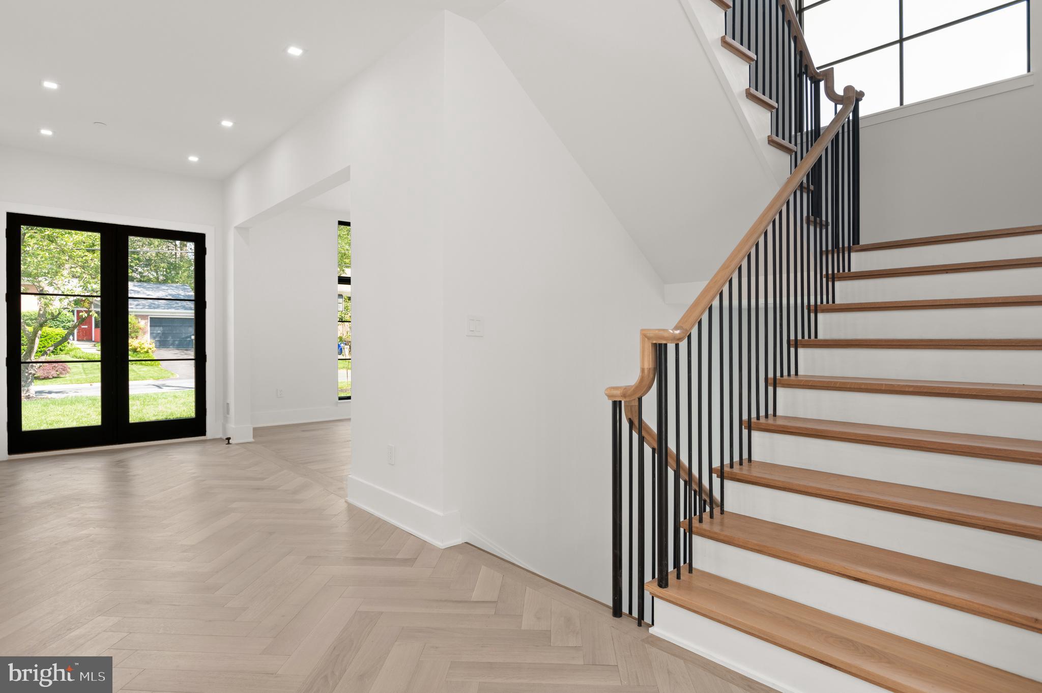 6916 Marbury Road Bethesda, MD 20817 - Photo 11 of 89 Gallery Image 11