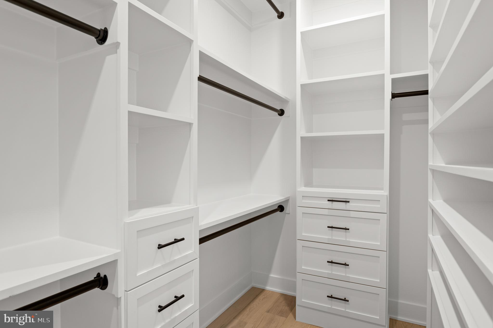 6916 Marbury Road Bethesda, MD 20817 - Photo 44 of 89 WALK IN CLOSET 1
