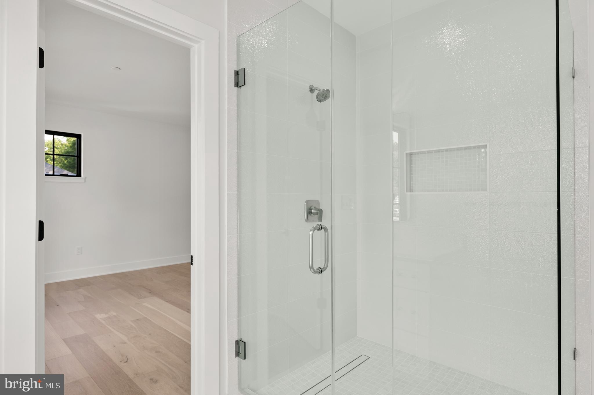 6916 Marbury Road Bethesda, MD 20817 - Photo 64 of 89 Bathroom 4 Shower