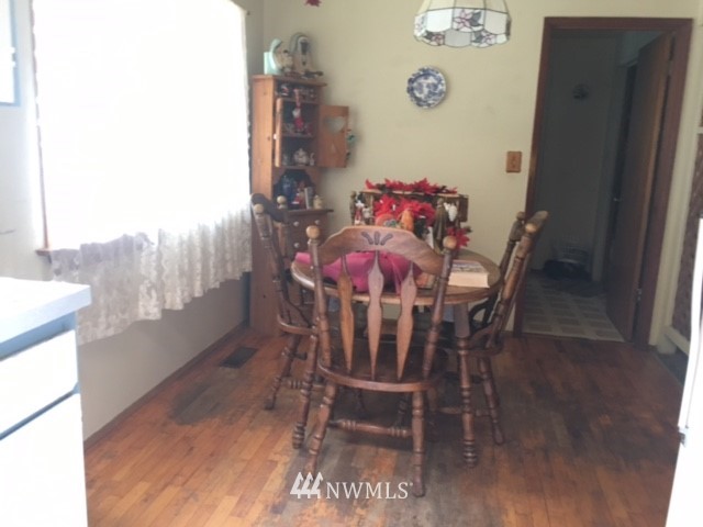 20214 Southeast 152nd Street Renton, WA 98059 - Photo 14 of 25