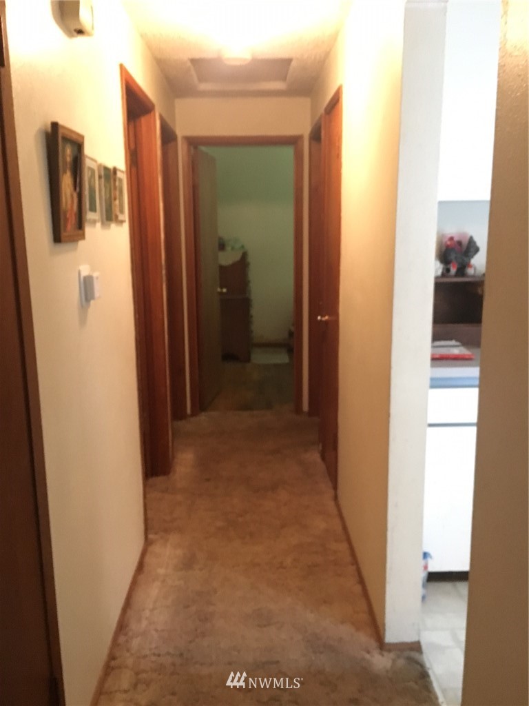 20214 Southeast 152nd Street Renton, WA 98059 - Photo 19 of 25