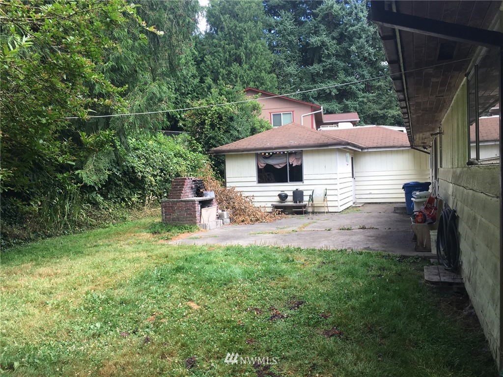 20214 Southeast 152nd Street Renton, WA 98059 - Photo 8 of 25