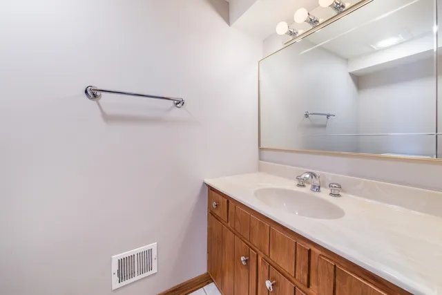 $795,000 | 8332 North Knight Avenue, Niles, IL 60714