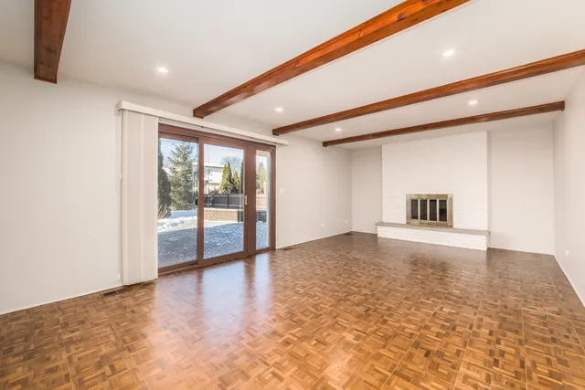 $795,000 | 8332 North Knight Avenue, Niles, IL 60714