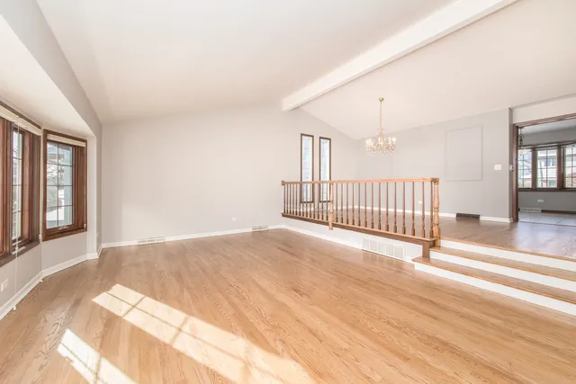 $795,000 | 8332 North Knight Avenue, Niles, IL 60714