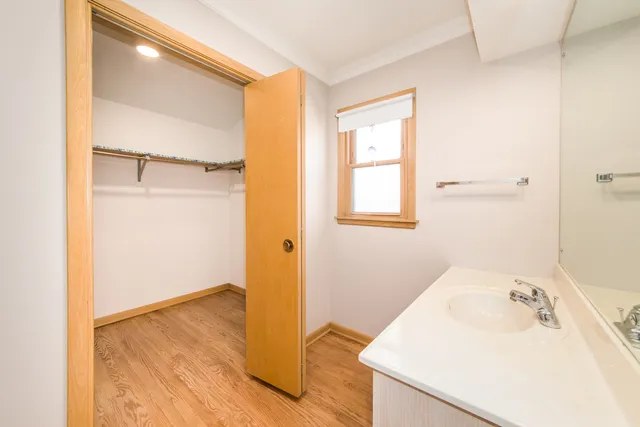 $795,000 | 8332 North Knight Avenue, Niles, IL 60714