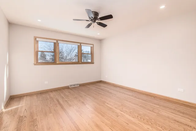 $795,000 | 8332 North Knight Avenue, Niles, IL 60714