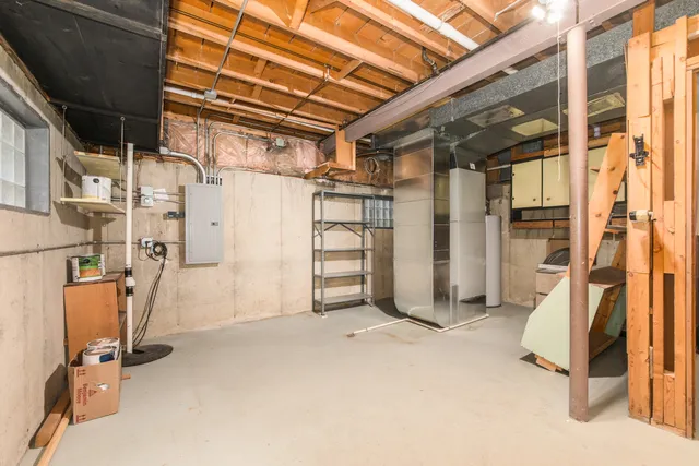 $795,000 | 8332 North Knight Avenue, Niles, IL 60714