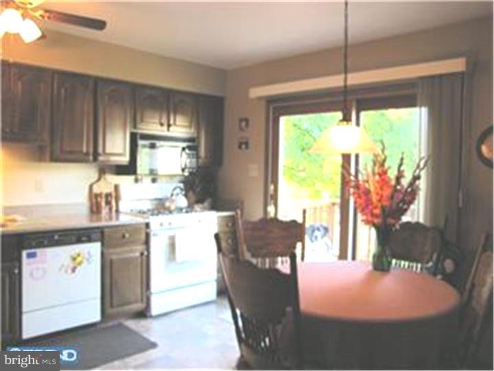 62 Quaker Road Mickleton, NJ 08056 - Photo 2 of 22 Kitchen