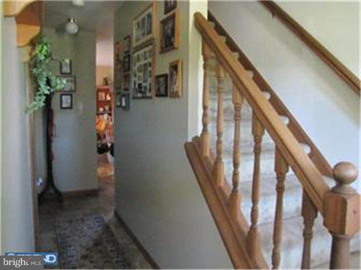 62 Quaker Road Mickleton, NJ 08056 - Photo 7 of 22 Hallway