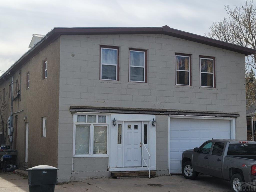 307 West Beech Street Lamar, CO 81052 - Photo 1 of 32
