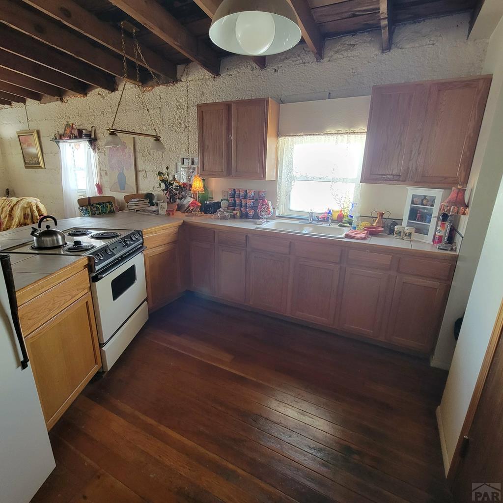 307 West Beech Street Lamar, CO 81052 - Photo 3 of 32