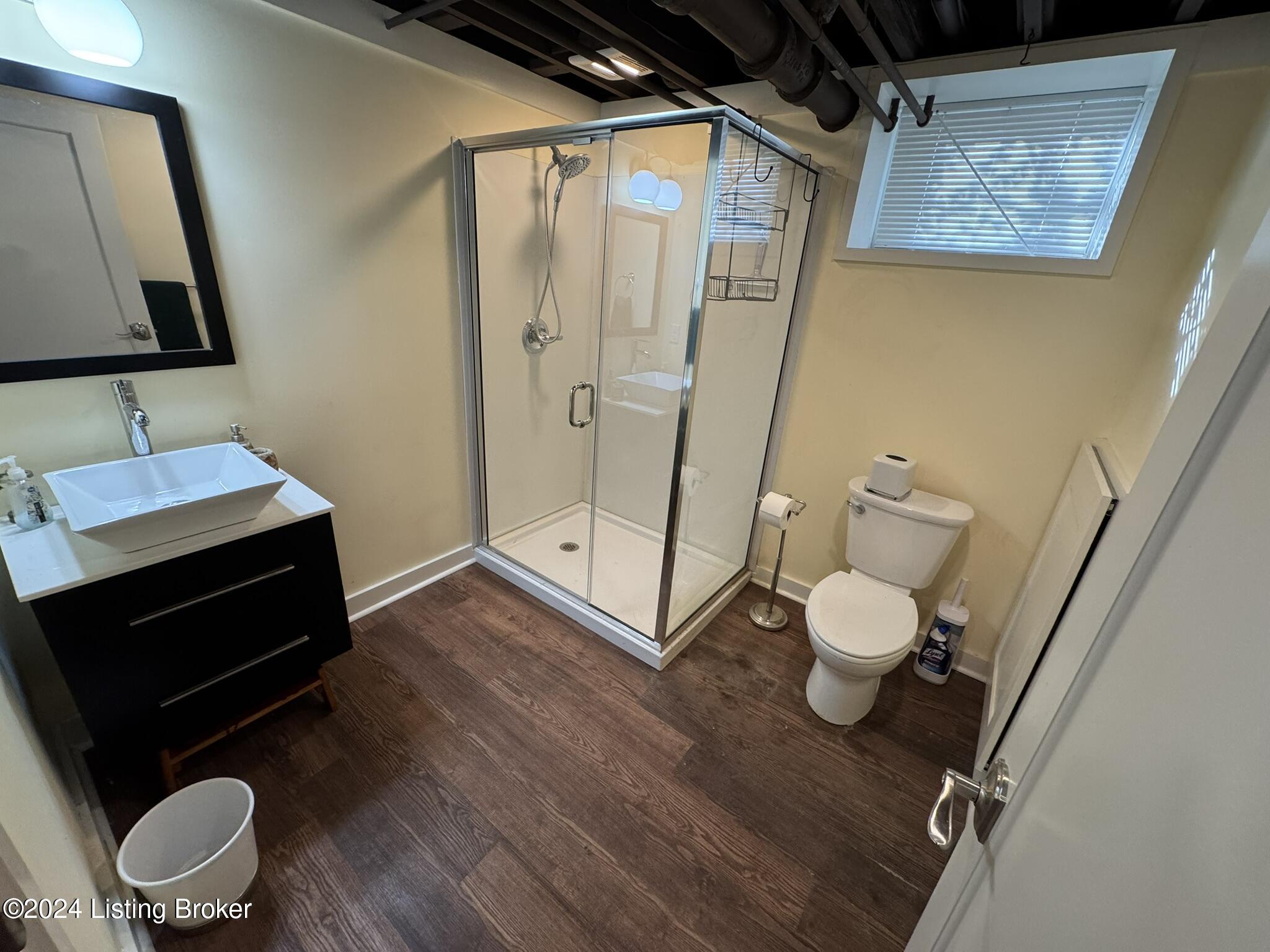 3520 Lexington Road Louisville, KY 40207 - Photo 20 of 22 Basement Full Bath