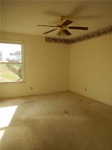 228 Hawkins Road Clarksville, TN 37040 - Photo 9 of 9 Gallery Image 9