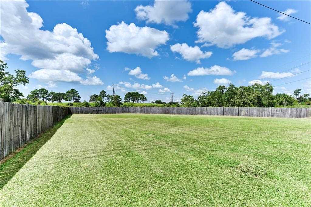 219 Spartan Loop Slidell, LA 70458 - Photo 17 of 18 Gallery Image 17
