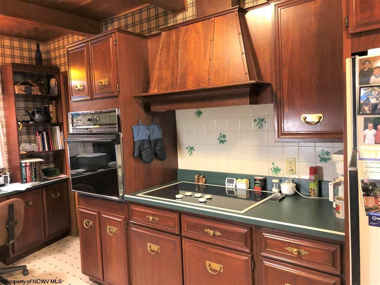 1271 Briercliff Road Bridgeport, WV 26330 - Photo 8 of 29 Gallery Image 8